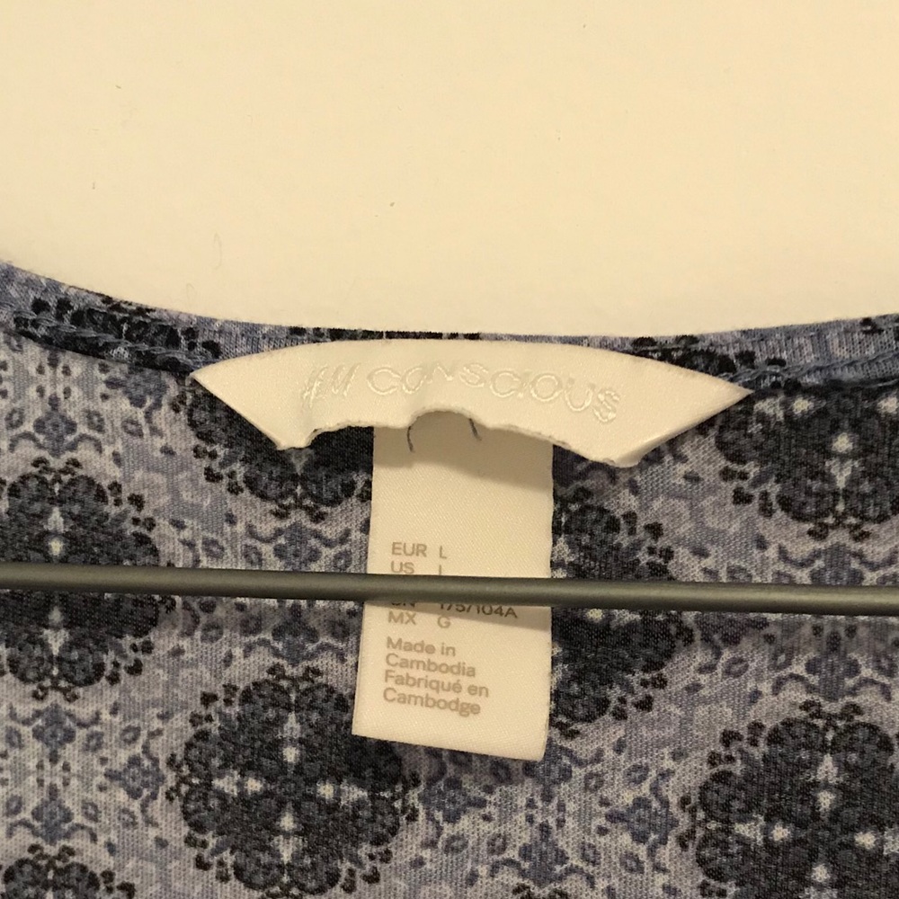 H&M Tank - Picture 3 of 5